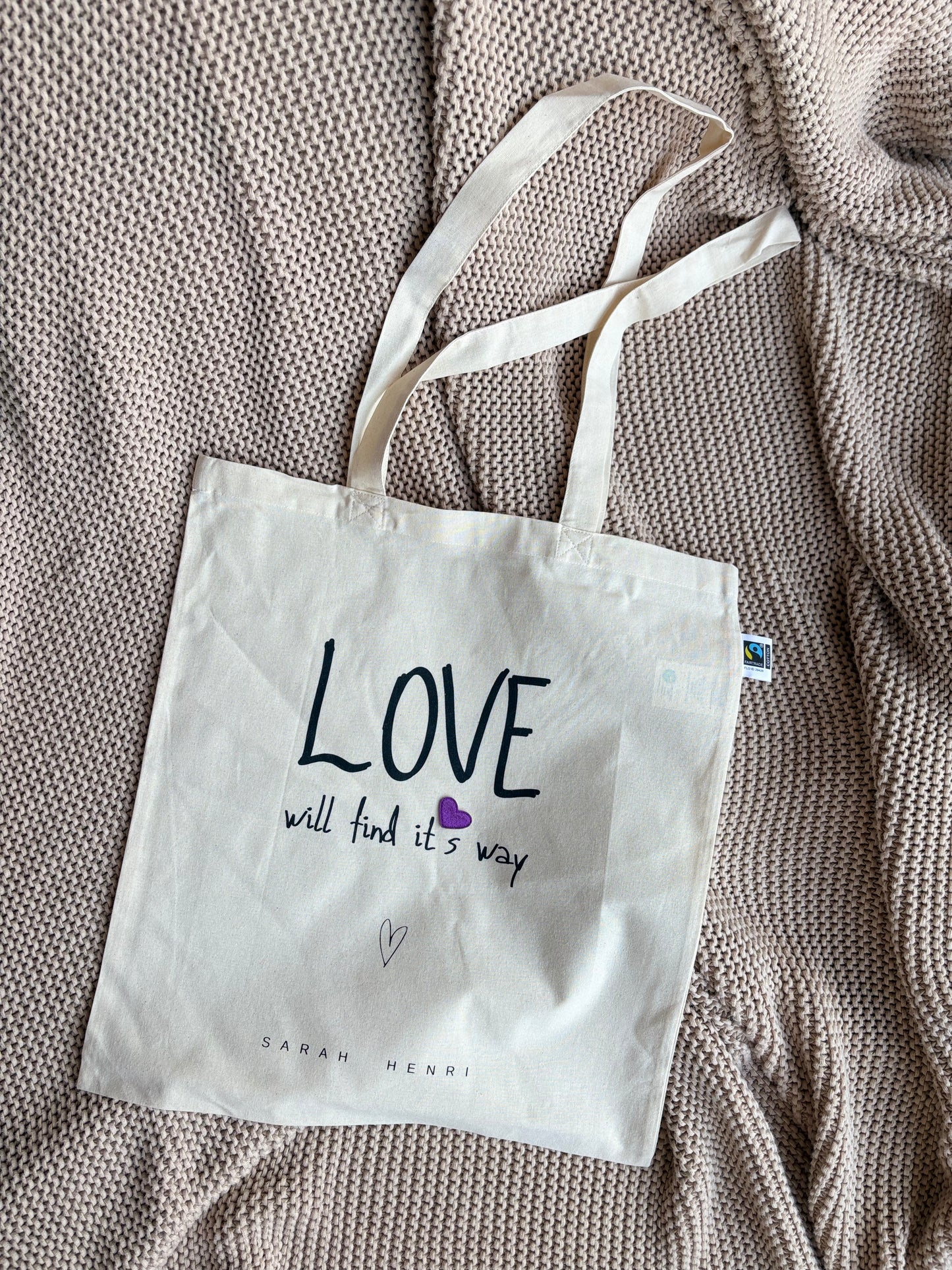 Tasche mit lila Herz