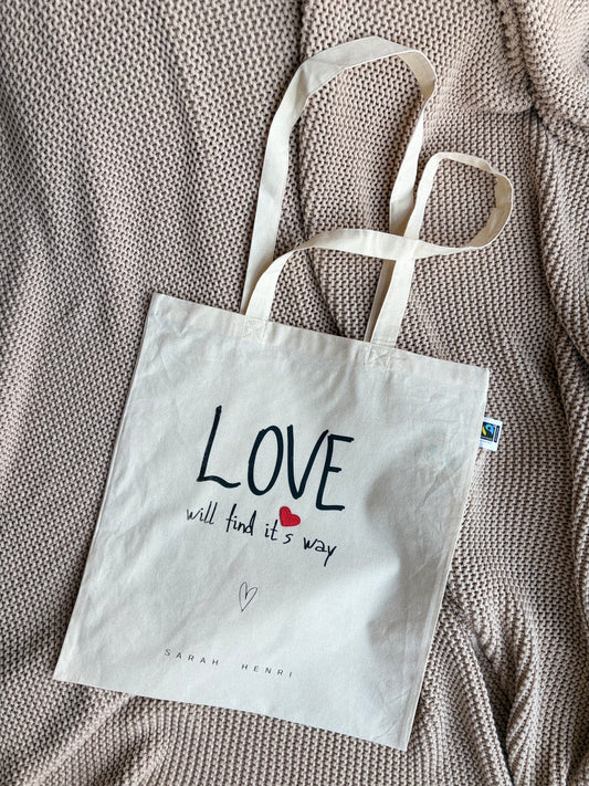Tasche mit rotem Herz